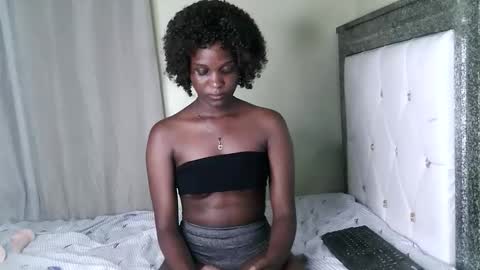 kisssmiles online show from September 19, 7:17 pm