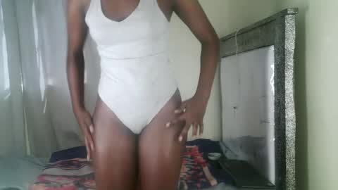 kisssmiles online show from October 2, 6:56 am