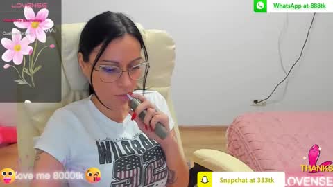 kisssnicol online show from March 4, 6:18 pm
