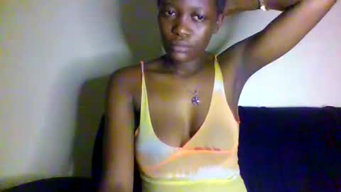 kissybabe01 online show from October 17, 11:25 am