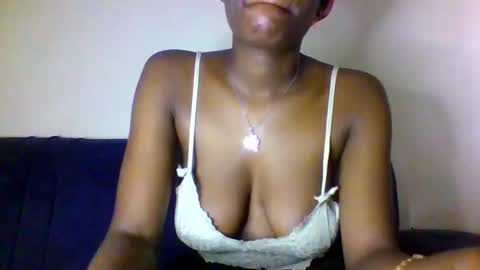 kissybabe01 online show from October 9, 9:15 am