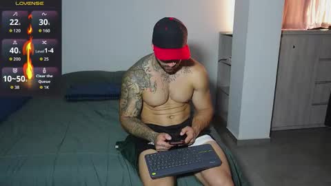 kite__ online show from September 22, 10:36 pm