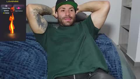 kite__ online show from October 10, 3:18 pm