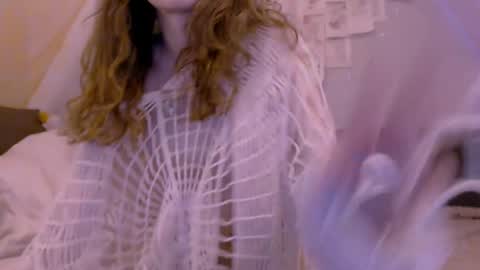 kitkatsweetspot online show from April 18, 10:10 pm