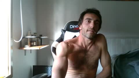 Steve Cocks online show from November 18, 8:45 pm