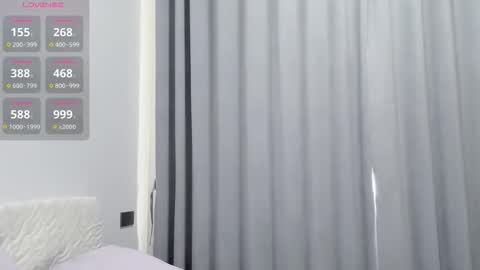 kitten-2001-yoyo online show from October 30, 3:07 am