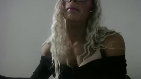 bambi online show from March 27, 8:37 am