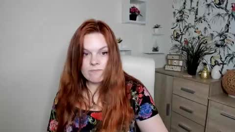Kitten online show from May 13, 2:16 pm