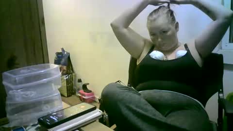 kittenkayla26 online show from October 6, 8:48 pm