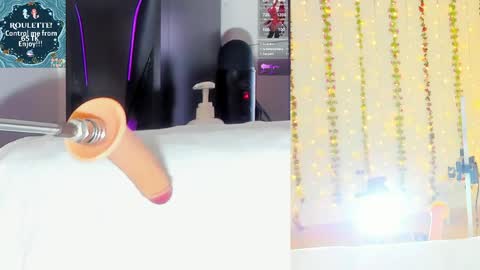 Kitty online show from May 11, 12:34 pm