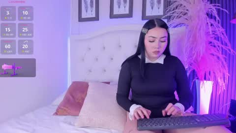 kitty online show from May 20, 2:30 am
