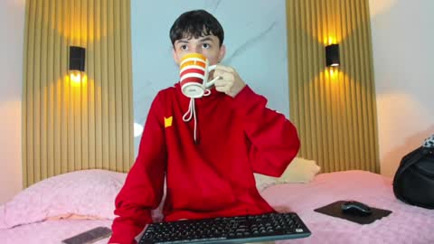kitty_gill online show from January 7, 10:44 am