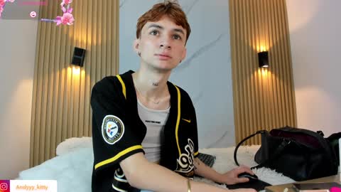 kitty_gill online show from January 22, 11:12 am