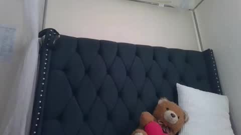 kitty_kerry online show from November 29, 10:34 am