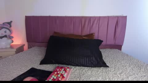 kitty_kryss online show from September 23, 3:17 pm