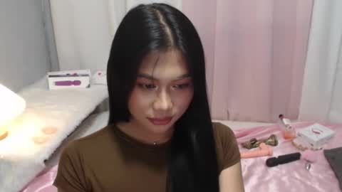 Snapshot of kitty_piex chatting on September 18, 10:19 am kitty for you online show from September 18, 10:19 am