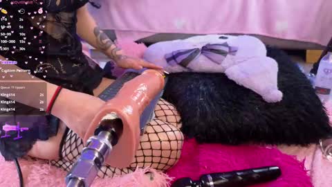  Kitty  online show from February 20, 11:54 pm