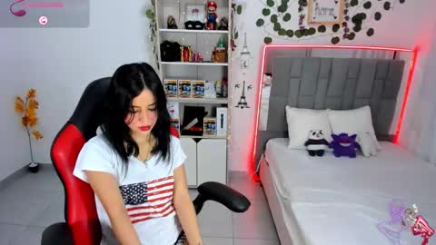 kitty_scoot online show from November 3, 1:17 am