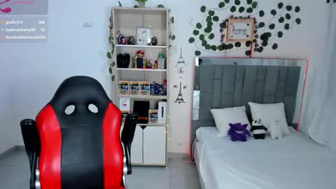 kitty_scoot online show from October 8, 3:13 am