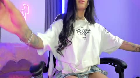 kitty online show from June 3, 4:15 am