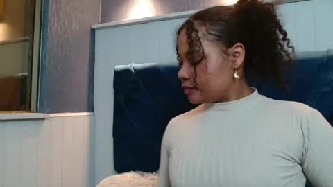 Snapshot of kittybrookex chatting on February 6, 8:34 pm Valery online show from February 6, 8:34 pm
