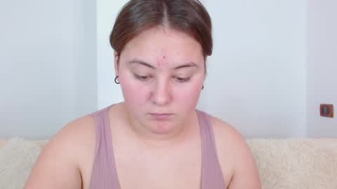  Ariana  online show from January 9, 8:01 pm