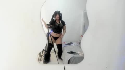 kittyhtx online show from October 30, 6:03 am