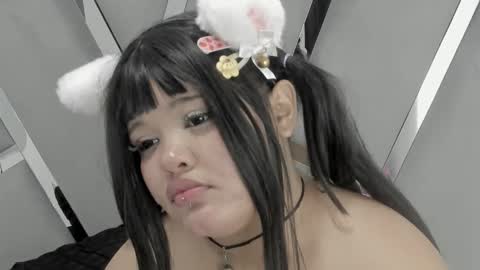 kittyhtx online show from March 4, 11:51 am
