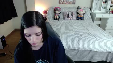 Isabel online show from March 5, 3:04 am