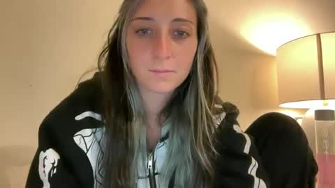 Snapshot of kittypurr79 chatting on December 22, 6:49 am kittypurr79 online show from December 22, 6:49 am