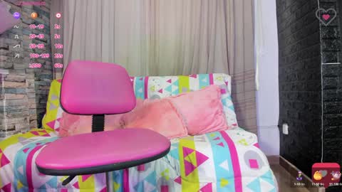 Snapshot of kittyqueen01 chatting on January 25, 12:16 pm Tatiana Guerrero online show from January 25, 12:16 pm