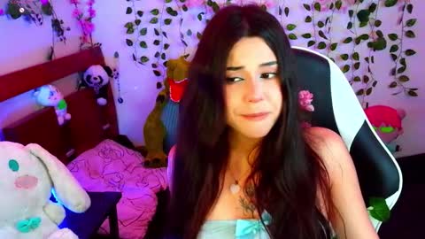 Kittyuwu  online show from September 21, 1:09 am