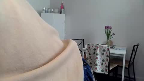 Kittyymaze online show from March 3, 1:18 pm