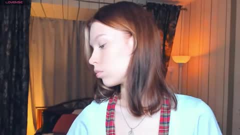Snapshot of kity_paw chatting on September 17, 8:23 pm Zendaya online show from September 17, 8:23 pm