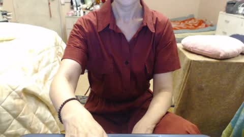 KiuminBerry online show from June 12, 6:18 pm