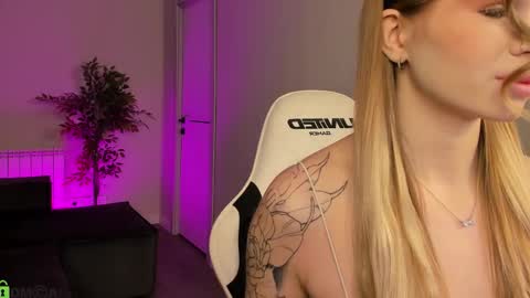 Kivaa Rice  GTM2 0300am-945am Mon Wed Thu Fri Sat. online show from February 2, 1:03 am