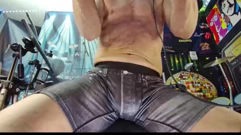 kiveuxmakeu online show from September 30, 5:23 pm