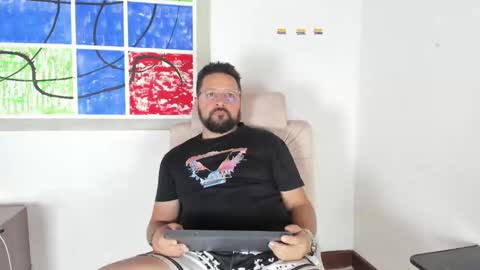 Snapshot of klarck_ chatting on January 23, 9:39 pm Klarck online show from January 23, 9:39 pm