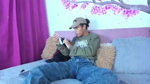 Snapshot of kleo_helenos chatting on January 28, 2:32 am KLEO online show from January 28, 2:32 am
