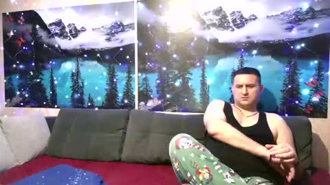 Kleosnow online show from December 15, 8:05 pm