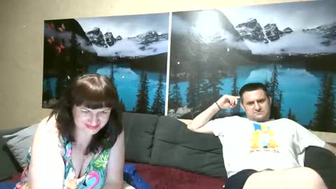 Kleosnow online show from May 31, 6:09 pm