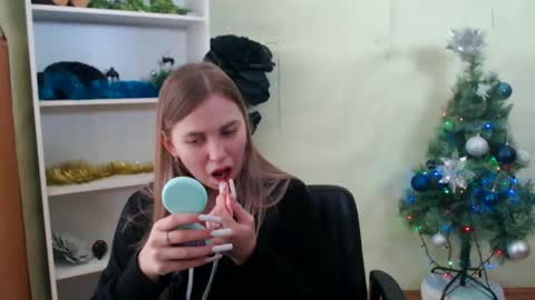Snapshot of klerkarina chatting on January 8, 9:10 am klerkarina online show from January 8, 9:10 am