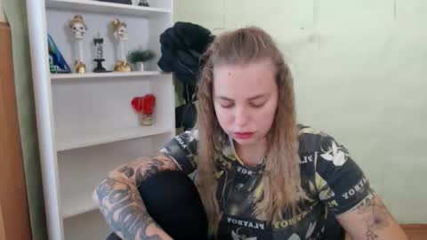 klerkarina online show from September 26, 7:05 am