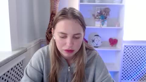 klerkarina online show from October 10, 8:42 am