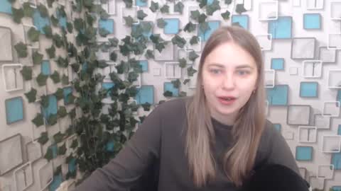 Snapshot of klerkarina chatting on February 7, 6:03 am klerkarina online show from February 7, 6:03 am
