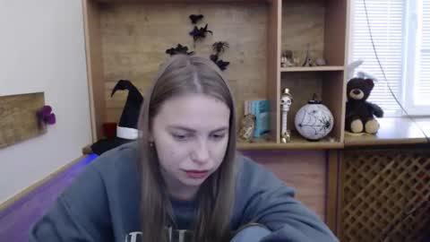 klerkarina online show from November 7, 7:00 am