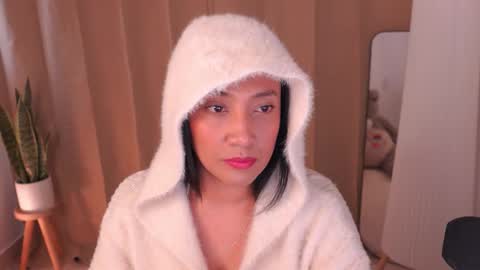 klhoe_gomez_ online show from October 14, 1:58 pm
