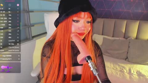 Snapshot of kloe_raize chatting on January 18, 12:02 am Kloe online show from January 18, 12:02 am