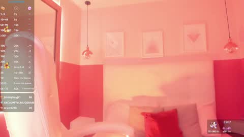 Snapshot of kloe_raize chatting on December 6, 1:13 am Kloe online show from December 6, 1:13 am