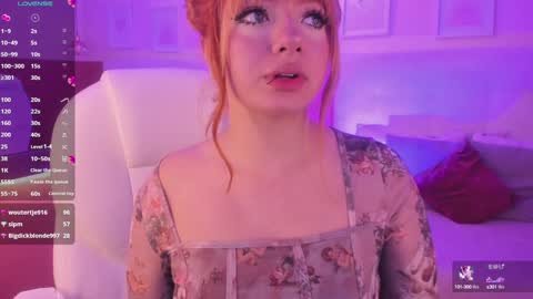 Snapshot of kloe_raize chatting on December 5, 1:09 am Kloe online show from December 5, 1:09 am
